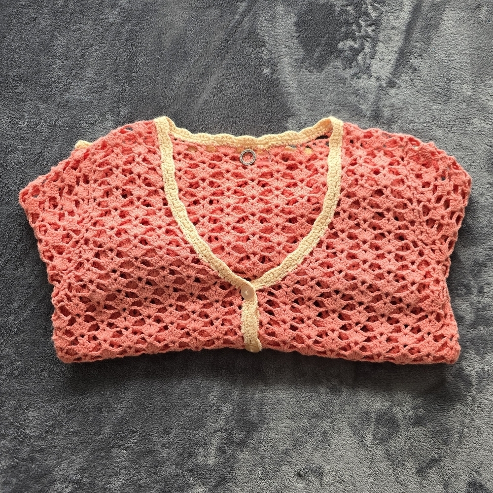 Vintage One Girl Who Crochet Flower Pocket Sweater Size Small